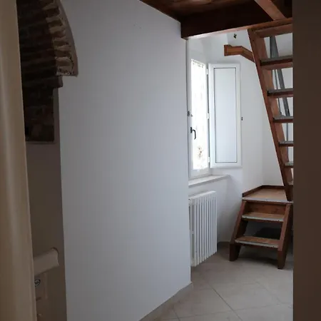 La Casa Del Tulipano Апартаменты *