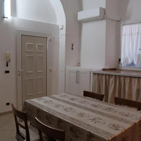 La Casa Del Tulipano Бернальда