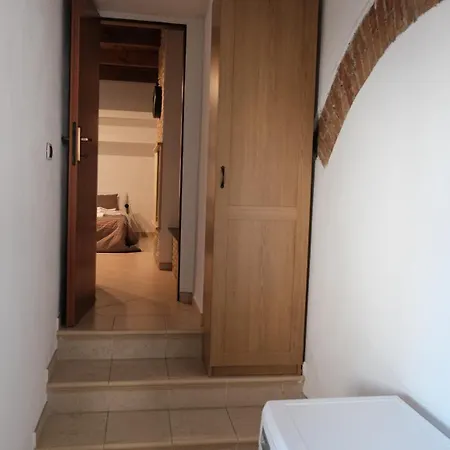La Casa Del Tulipano Апартаменты Бернальда